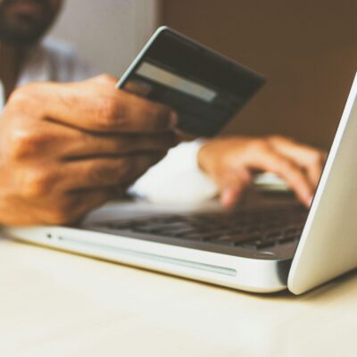 How to Maximize The Benefits With the Right Credit Card