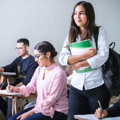 Supporting Your Teen Through the Leap to Sixth Form